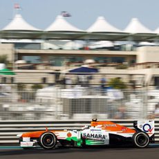 Adrian Sutil cayó en la Q1