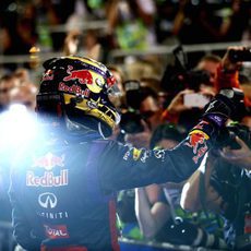 Sebastian Vettel celebra su victoria en Abu Dabi