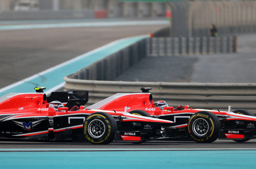 Jules Bianchi adelanta a Chilton