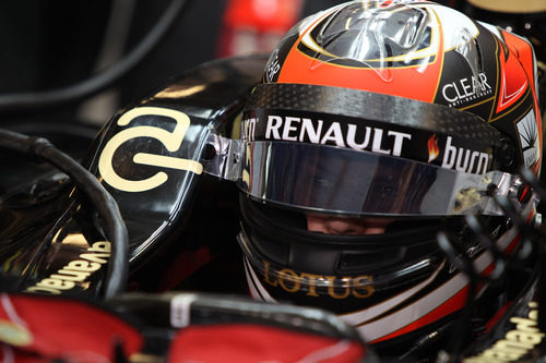 Kimi Räikkönen tuvo un fin de semana para olvidar en Abu Dabi
