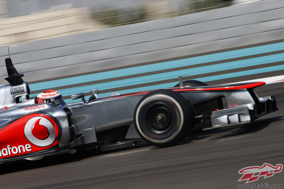 Kevin Magnussen en Yas Marina