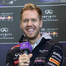 Sebastian Vettel, de visita en Infiniti
