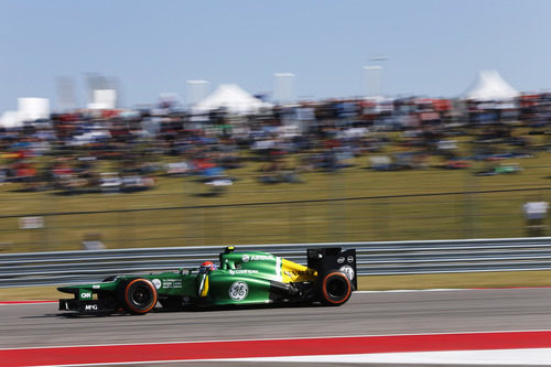 Alexander Rossi avanza en el Circuito de las Américas