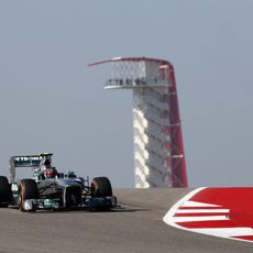 Lewis Hamilton, en los primeros metros del COTA