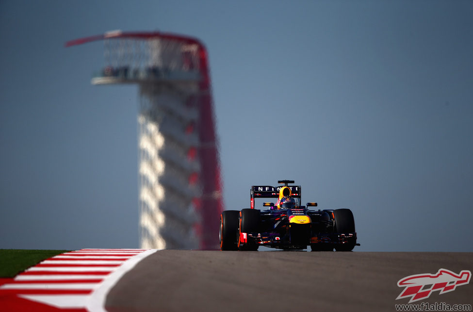 Sebastian Vettel sigue marcando el ritmo en Austin