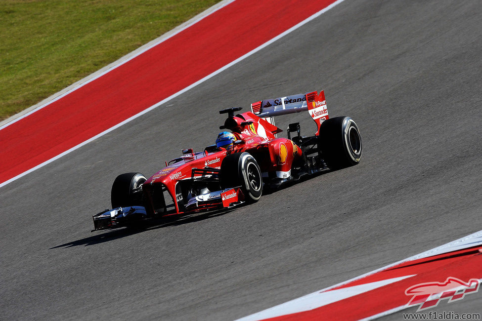 Bajada en el COTA para Fernando Alonso