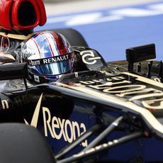 Romain Grosjean llega al parque cerrado tras la clasificación del GP de Estados Unidos 2013