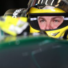 Mirada atenta de Nico Rosberg