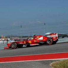 Felipe Massa no logró puntuar en Austin