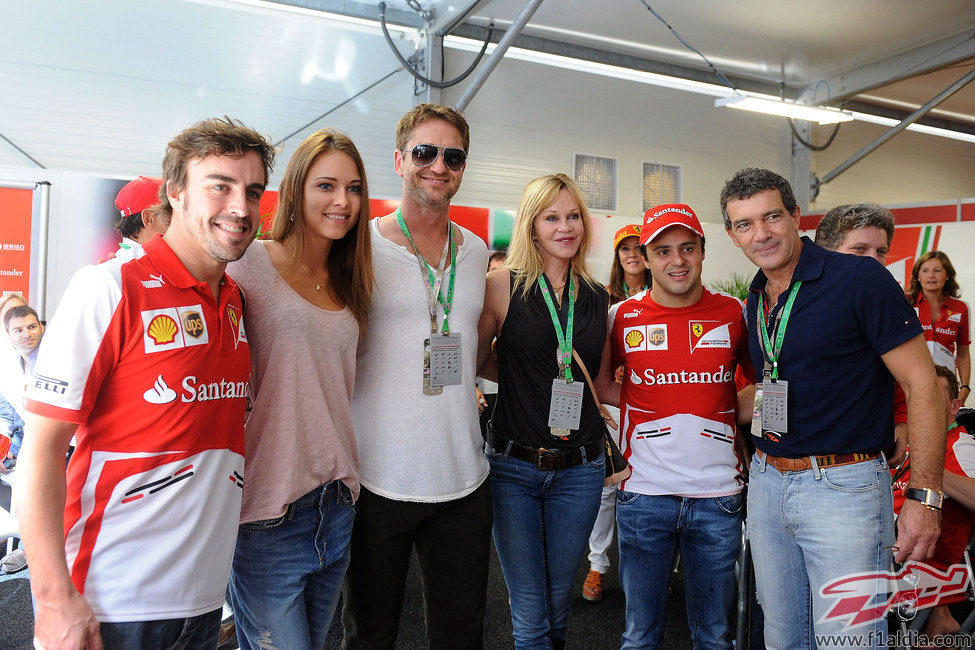 Antonio Banderas, Melanie Griffith y Gerard Butler, invitados de Ferrari