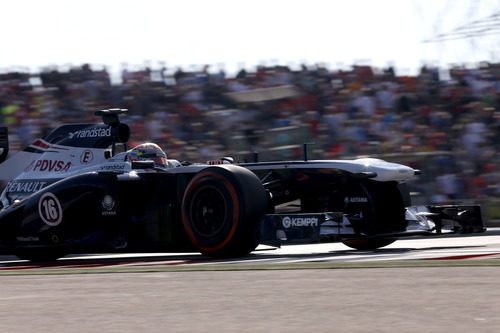 Pastor Maldonado no empezó bien la carrera en Austin