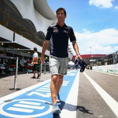 Mark Webber a por su último 'track walk'