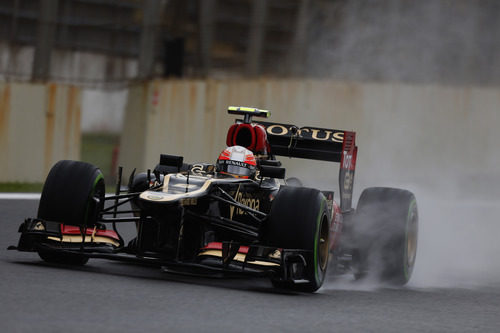 Romain Grosjean mejoró en la segunda sesión