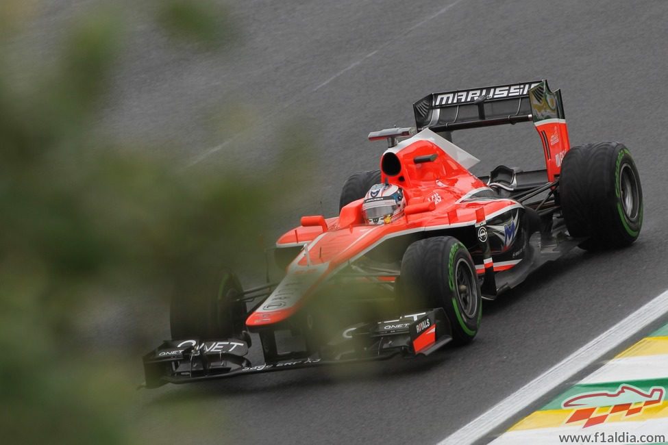 Jules Bianchi pilota su Marussia en los libres de Interlagos