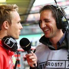 Max Chilton habla para la BBC en el último GP del año