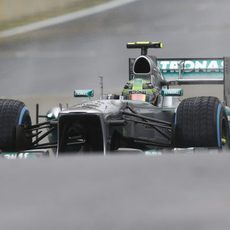Lewis Hamilton aparece tras la subida