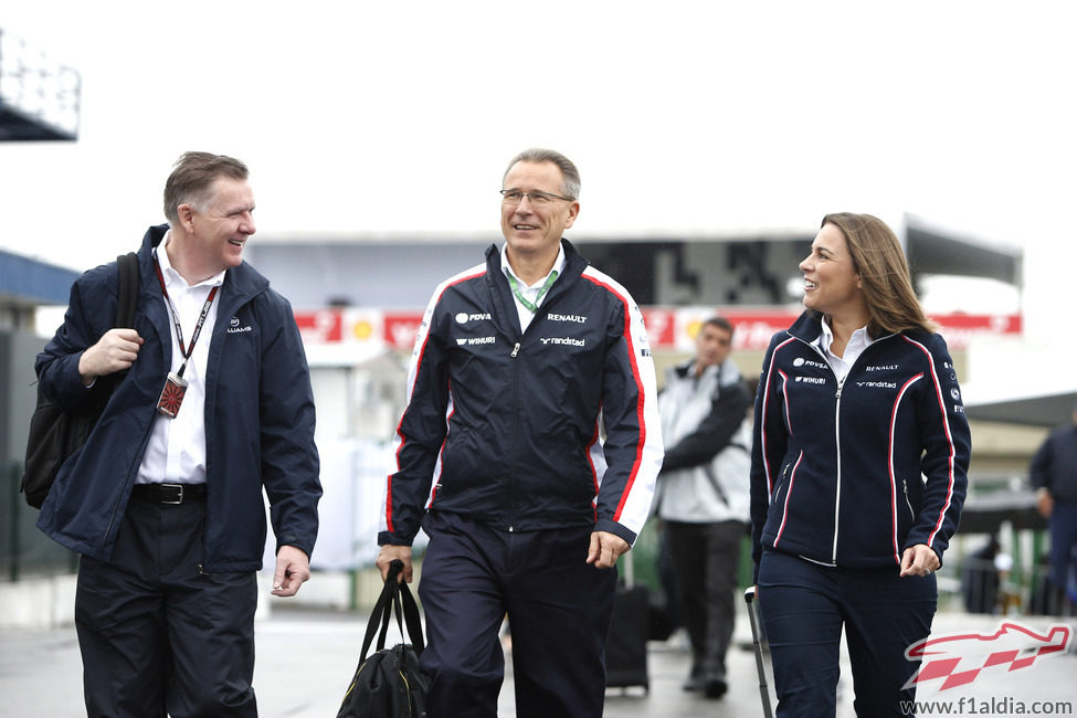 Claire Williams en el paddock de Interlagos