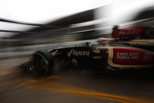 Heikki Kovalainen llega a boxes