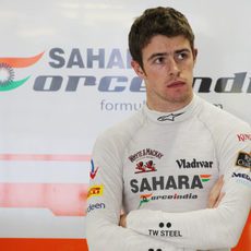 Paul di Resta se cruza de brazos