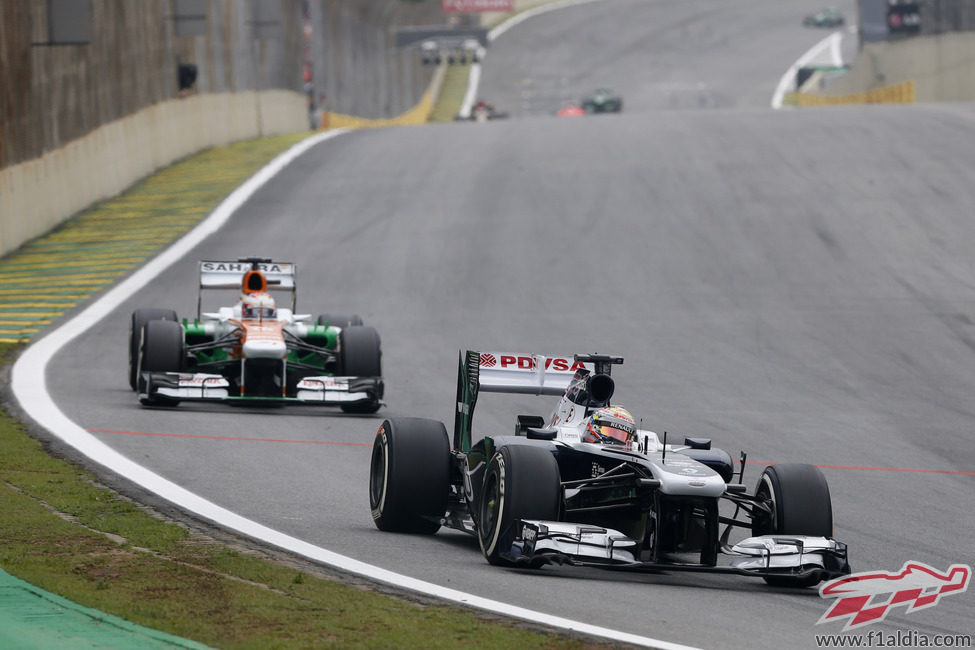 Pastor Maldonado completa su última carrera con Williams