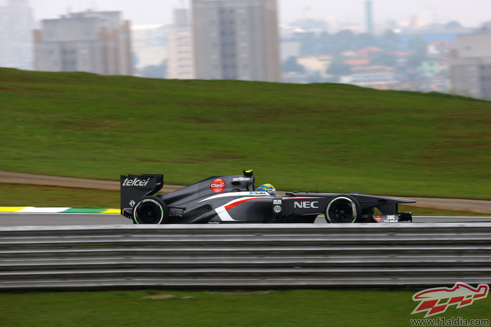 Esteban Gutiérrez rozó los puntos en Interlagos