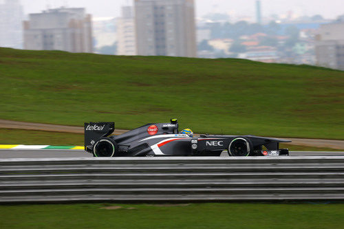 Esteban Gutiérrez rozó los puntos en Interlagos