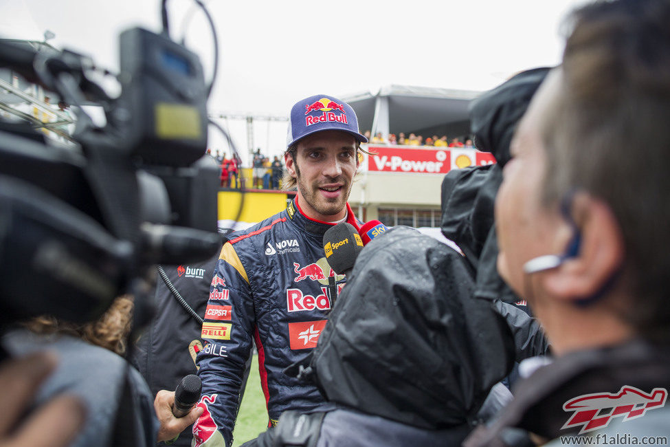 Vergne atiende a los medios tras la Q3 de Brasil 2013