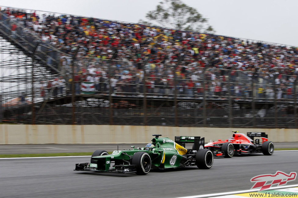 Charles Pic, por delante de un Marussia