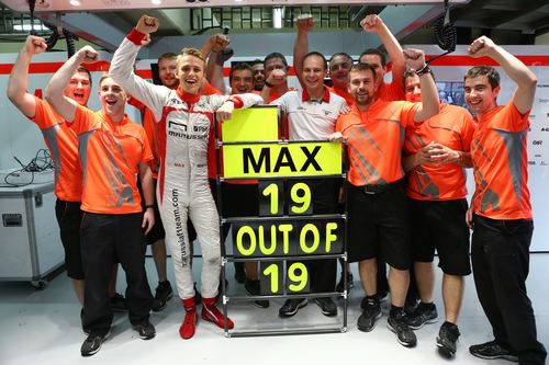 Marussia celebra el récord del debutante Max Chilton