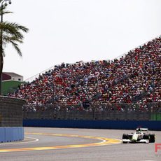 Button en la pista