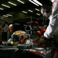 Hamilton en su McLaren