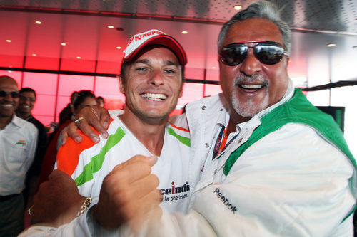 Mallya y Fisichella