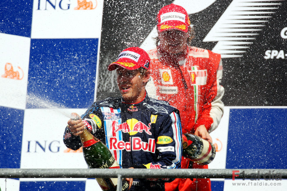 Vettel con el champán