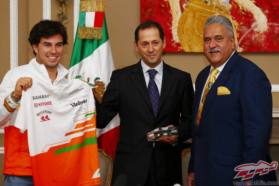 Sergio Pérez con Force India para 2014