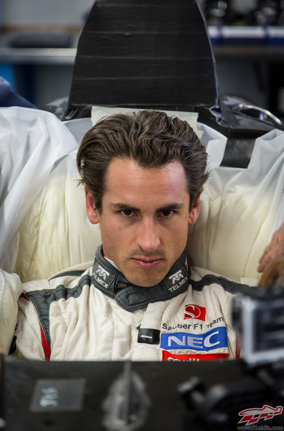 Adrian Sutil concentrado en su nuevo asiento