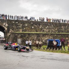 Un Fórmula 1 en las ruinas de Galle Fort