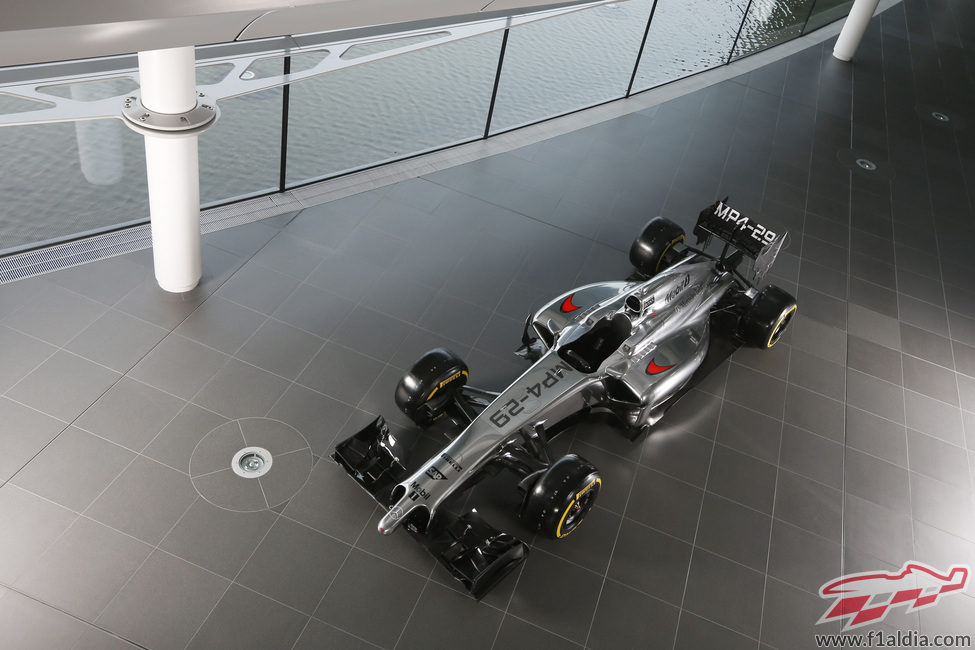 El McLaren MP4/29 en Woking