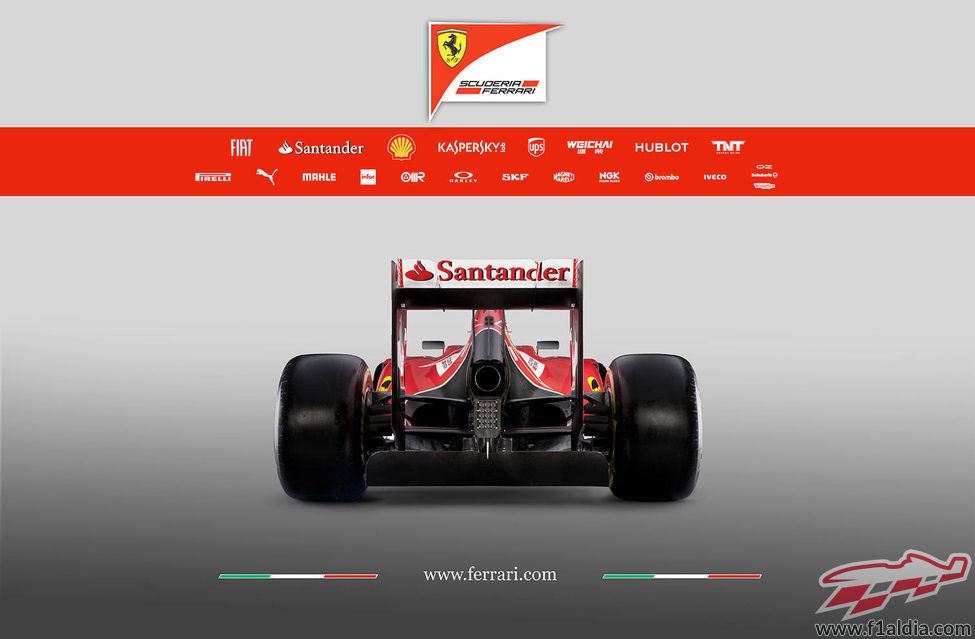 Vista trasera del Ferrari F14-T