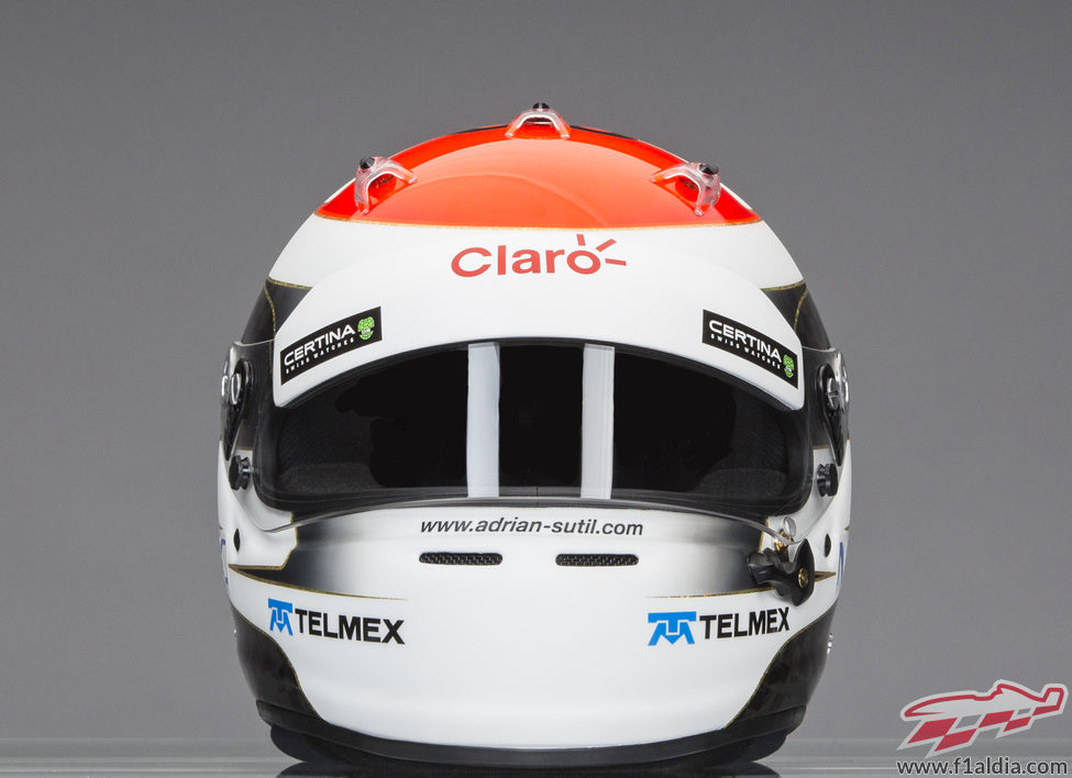 Frontal del casco de Adrian Sutil