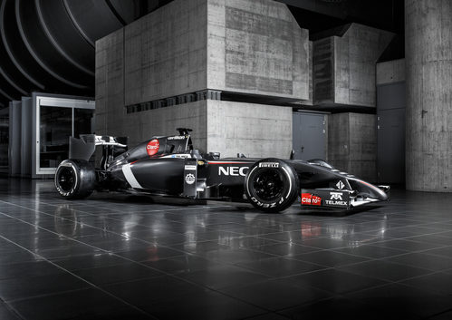 Sauber presenta el C33