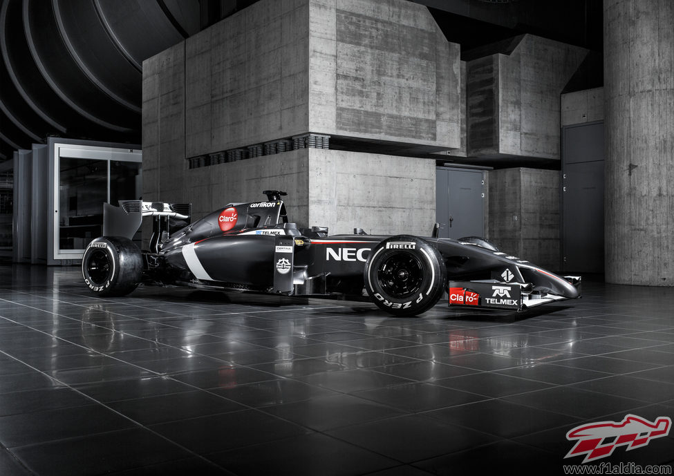 Sauber presenta el C33