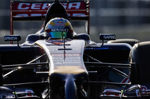 Jean-Eric Vergne rueda en Jerez con el STR9