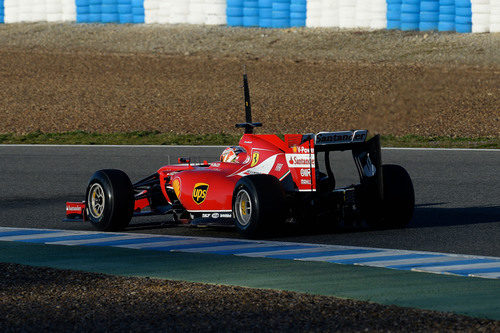 Kimi Räikkönen a los mandos del F14-T