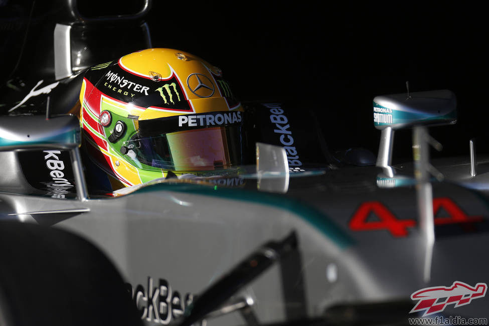 Plano de Lewis Hamilton en el W05