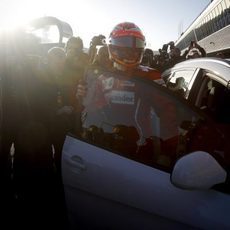 Kimi Räikkönen vuelve a boxes