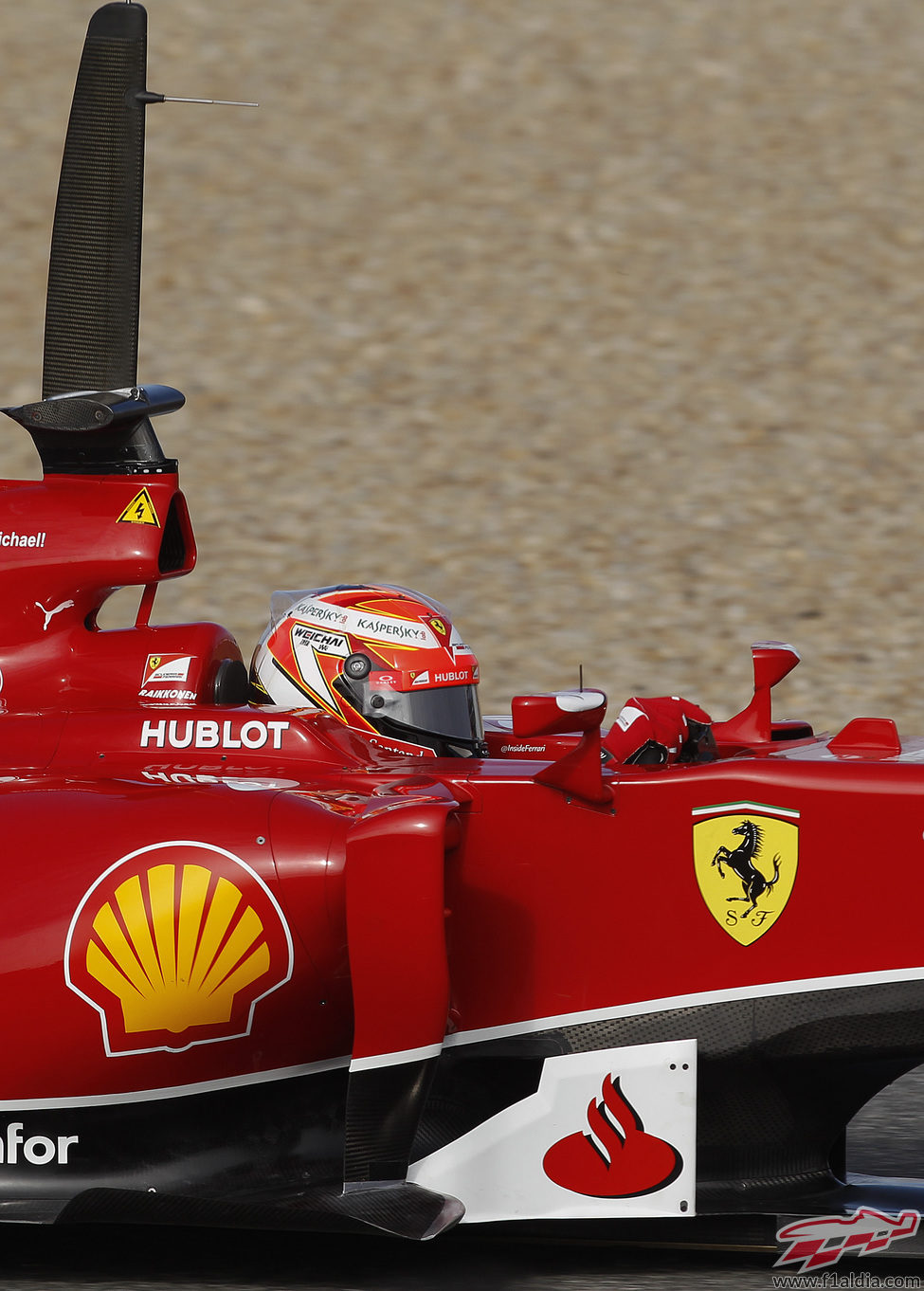 Visibles sensores para Ferrari