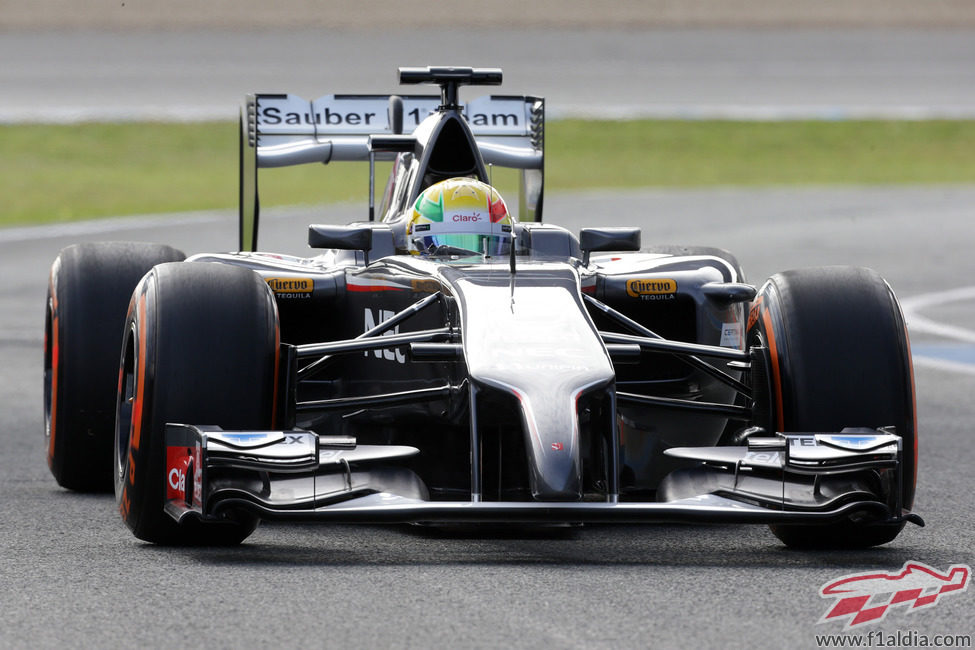 Esteban Gutiérrez con el Sauber C33