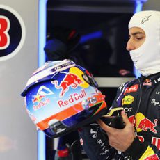 Daniel Ricciardo y su casco