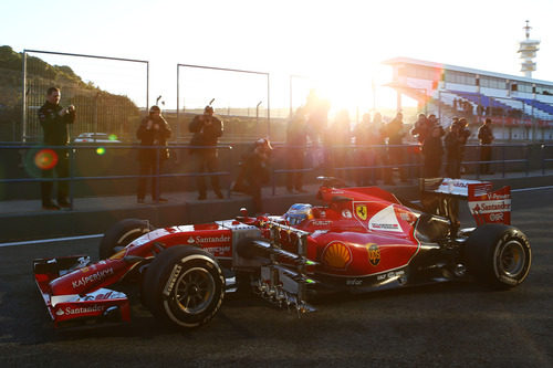 Fernando Alonso, a la guerra en Jerez