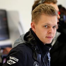 Kevin Magnussen en el box